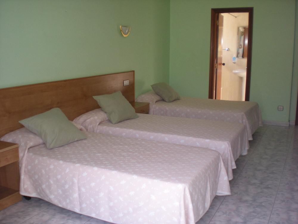 Hotel Chamuinas Sanxenxo Bagian luar foto