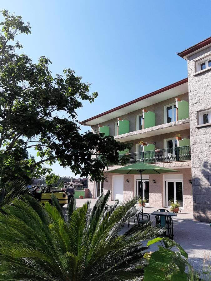 Hotel Chamuinas Sanxenxo Bagian luar foto